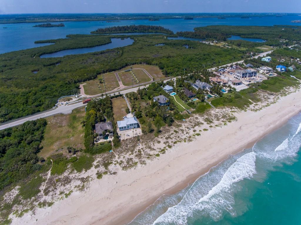 METES AND BOUNDS - Land