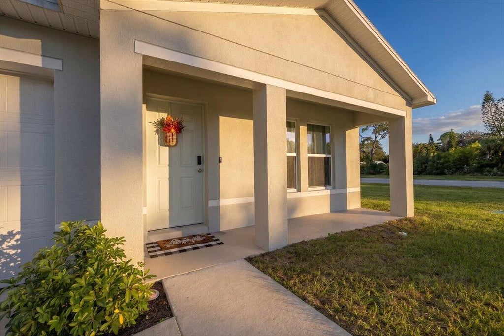 Photo of 7205 Salerno Road, Fort Pierce, FL 34951 (MLS # B26091969)