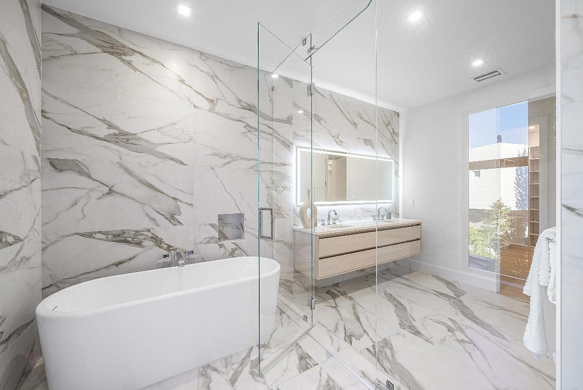 NORTH SHORE TERRACE PL 2 - Residential