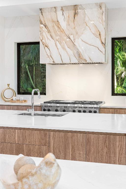 NORTH SHORE TERRACE PL 2 - Residential