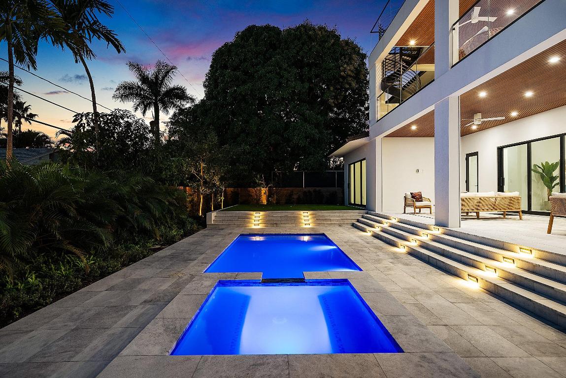 NORTH SHORE TERRACE PL 2 - Residential