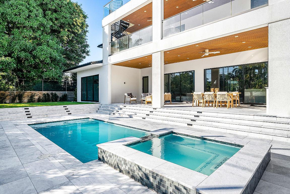 NORTH SHORE TERRACE PL 2 - Residential