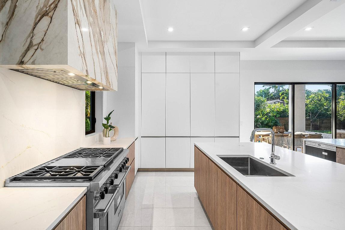 NORTH SHORE TERRACE PL 2 - Residential