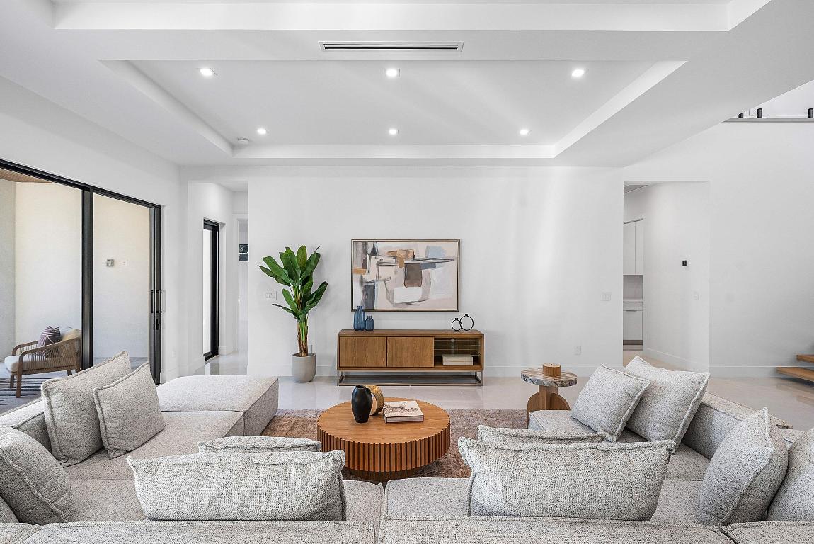 NORTH SHORE TERRACE PL 2 - Residential