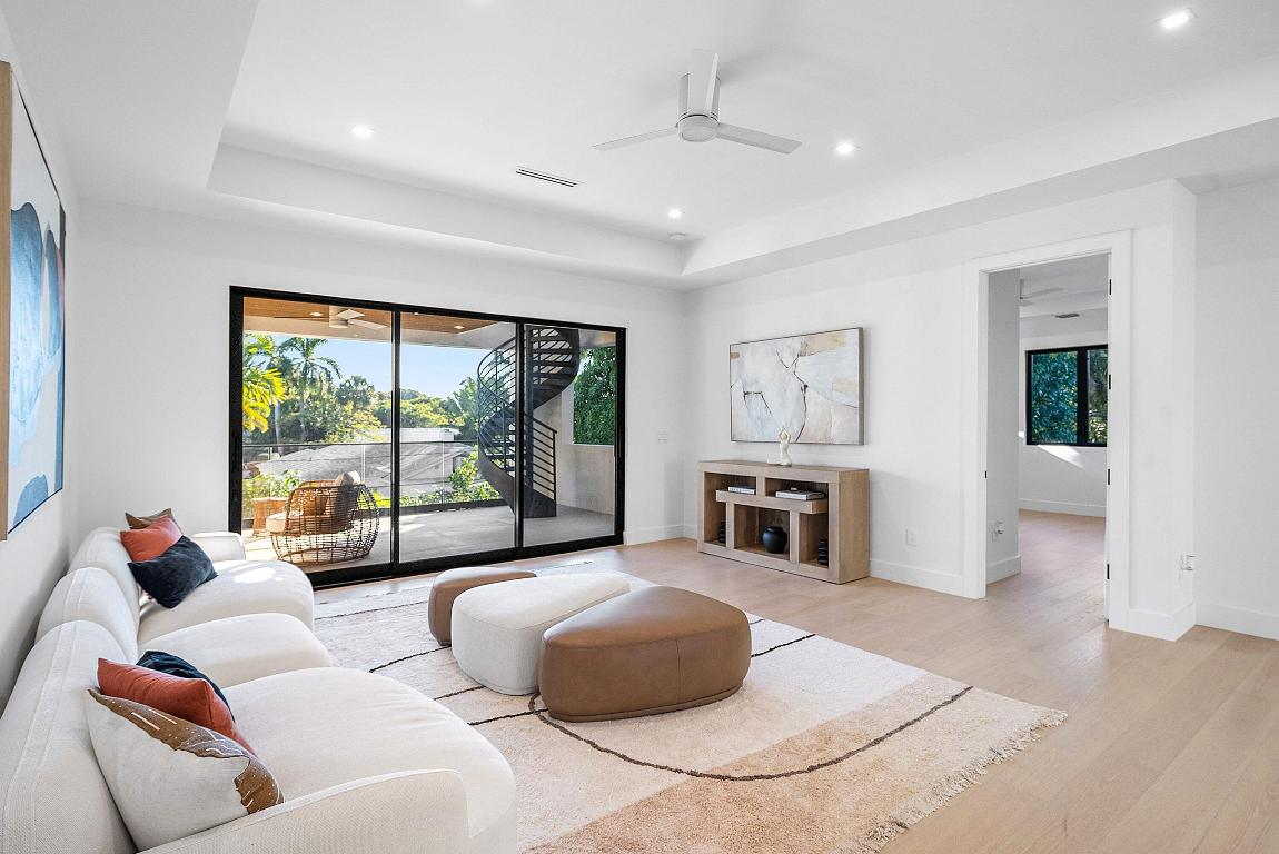 NORTH SHORE TERRACE PL 2 - Residential