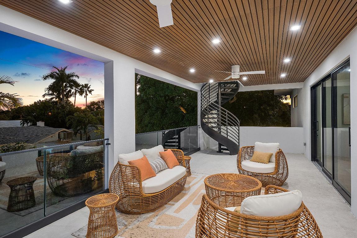 NORTH SHORE TERRACE PL 2 - Residential