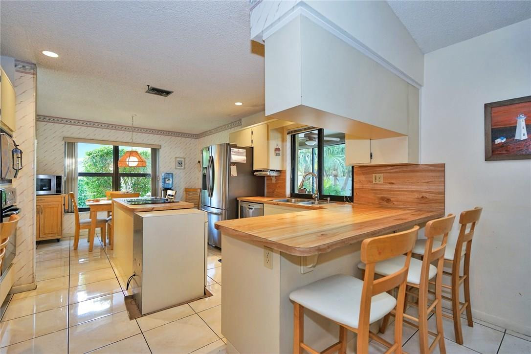Cypress Glen 104-26 B - Residential