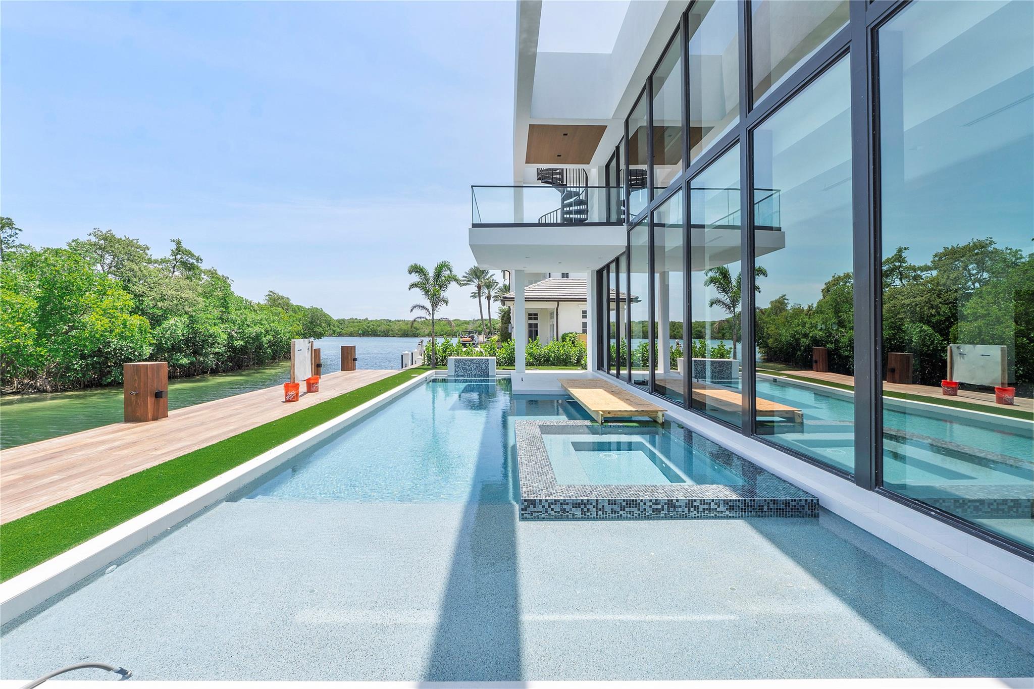 681 Golden Harbour Drive