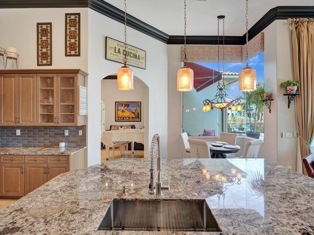 Heron Bay East 169-105 B - Residential