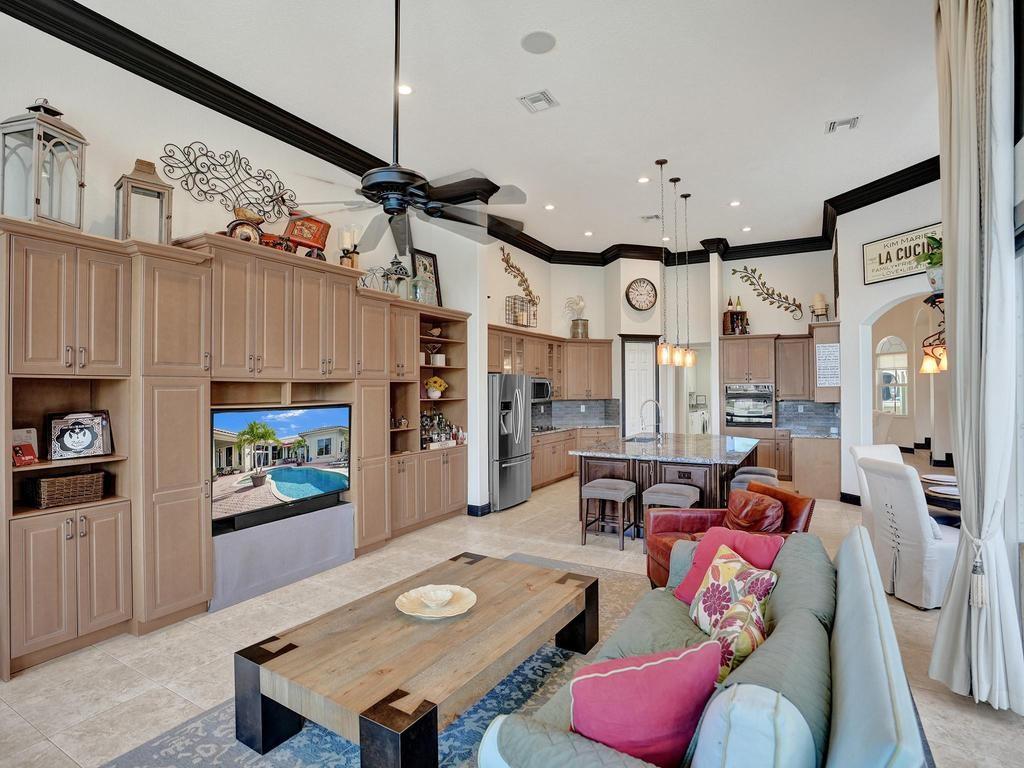 Heron Bay East 169-105 B - Residential