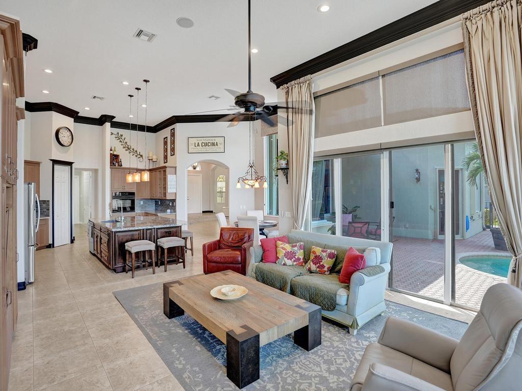 Heron Bay East 169-105 B - Residential