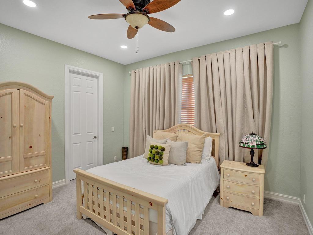 Heron Bay East 169-105 B - Residential