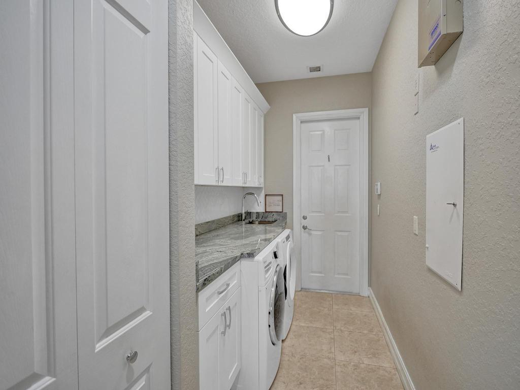 Heron Bay East 169-105 B - Residential