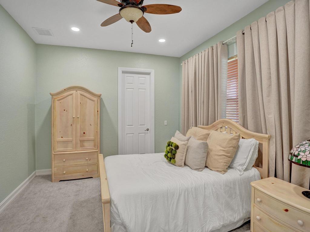 Heron Bay East 169-105 B - Residential