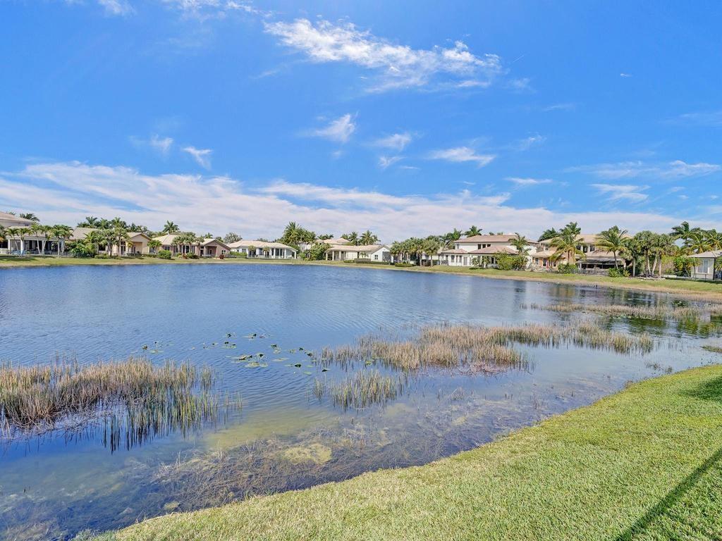 Heron Bay East 169-105 B - Residential