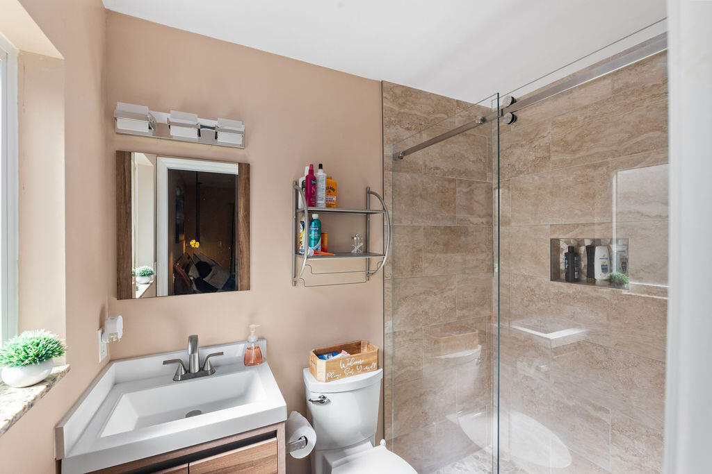 Brentwood Village - Residential