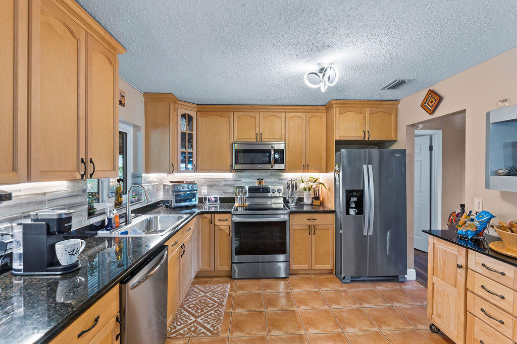 Brentwood Village - Residential