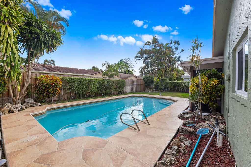 Brentwood Village - Residential