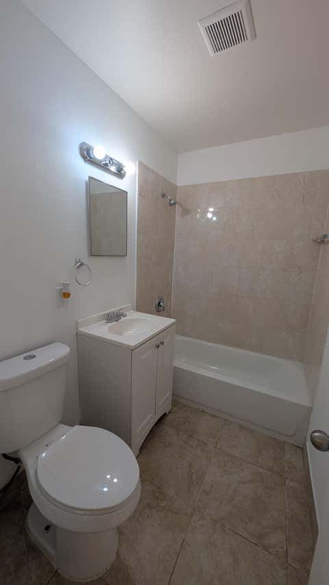 Tiny photo for 541 N 68th Way, Hollywood, FL 33024 (MLS # B26031695)