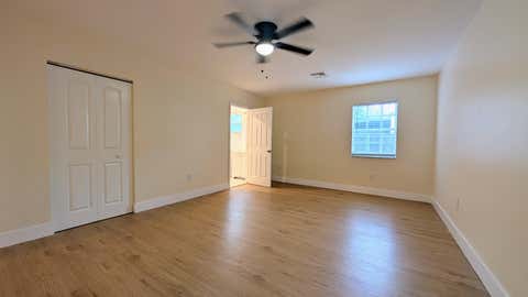 Tiny photo for 541 N 68th Way, Hollywood, FL 33024 (MLS # B26031695)
