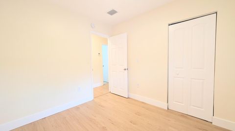 Tiny photo for 541 N 68th Way, Hollywood, FL 33024 (MLS # B26031695)