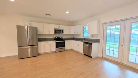 Tiny photo for 541 N 68th Way, Hollywood, FL 33024 (MLS # B26031695)