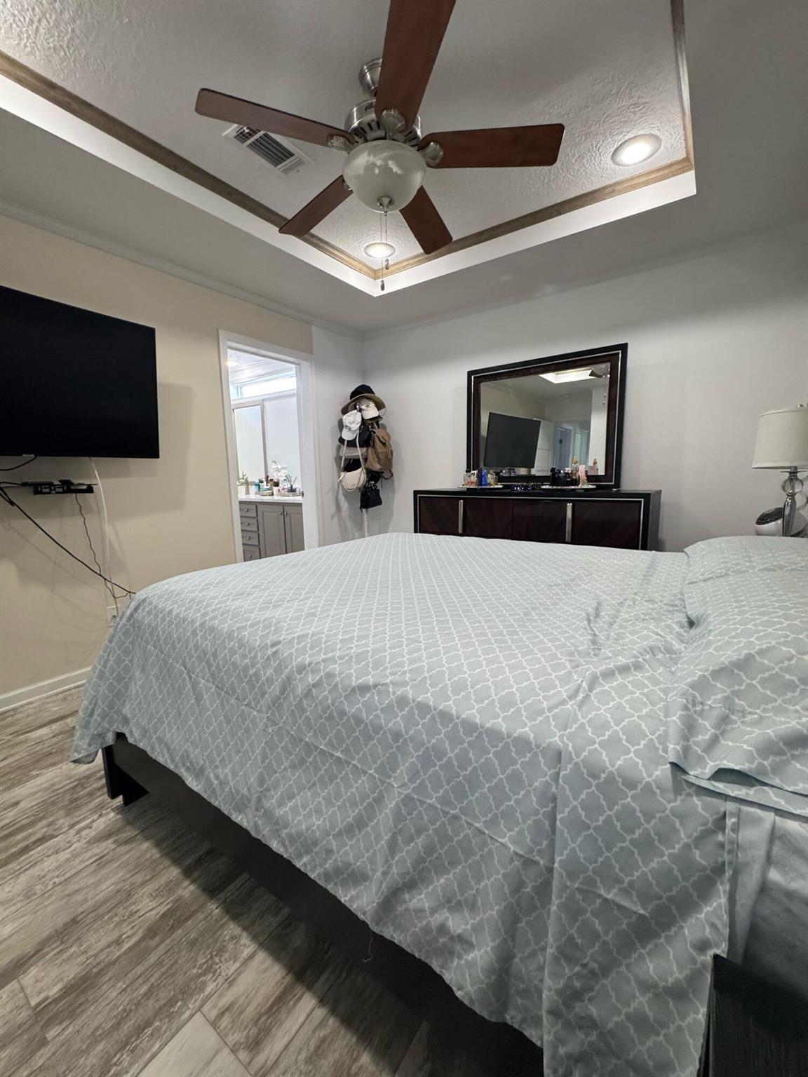 Lake Worth Village. - Residential