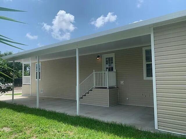 Lake Worth Village. - Residential