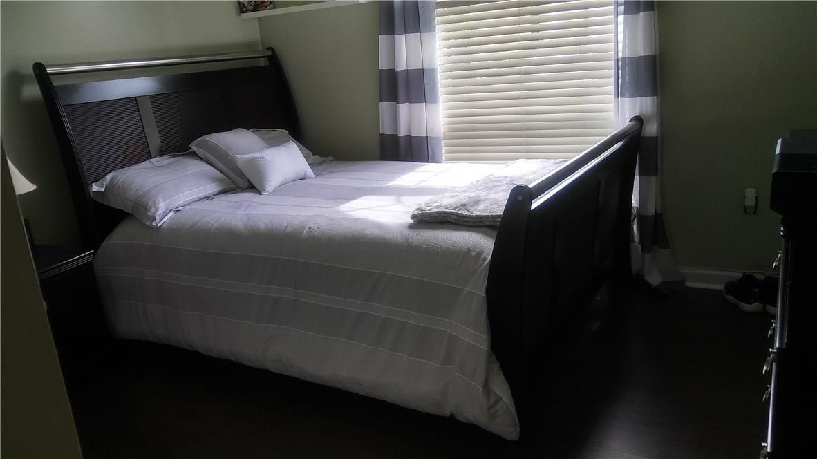 LENNOX ISLE - Residential