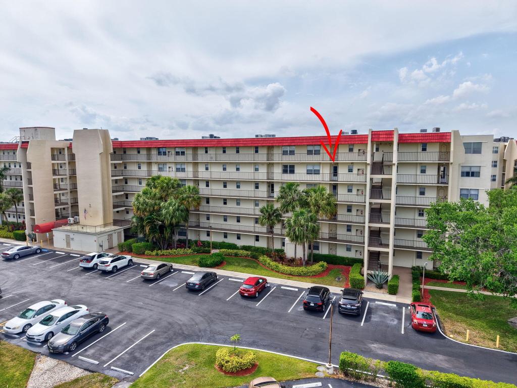 POINCIANA PLACE CONDO 1,2,8 AND 9 - Residential