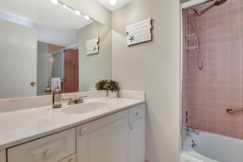 Tiny photo for 3951 Via Poinciana #415, Lake Worth, FL 33467 (MLS # R11156072)