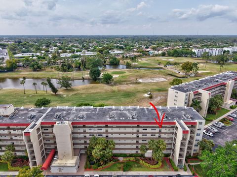 Tiny photo for 3951 Via Poinciana #415, Lake Worth, FL 33467 (MLS # R11156072)