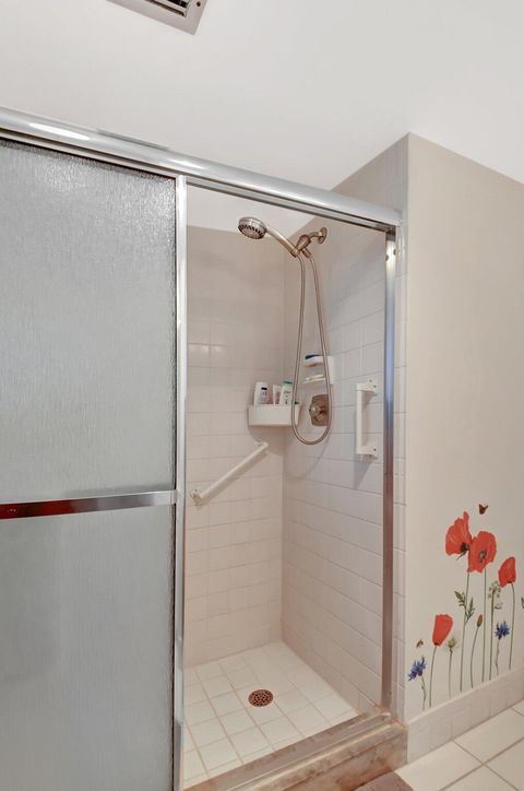 Tiny photo for 3951 Via Poinciana #415, Lake Worth, FL 33467 (MLS # R11156072)