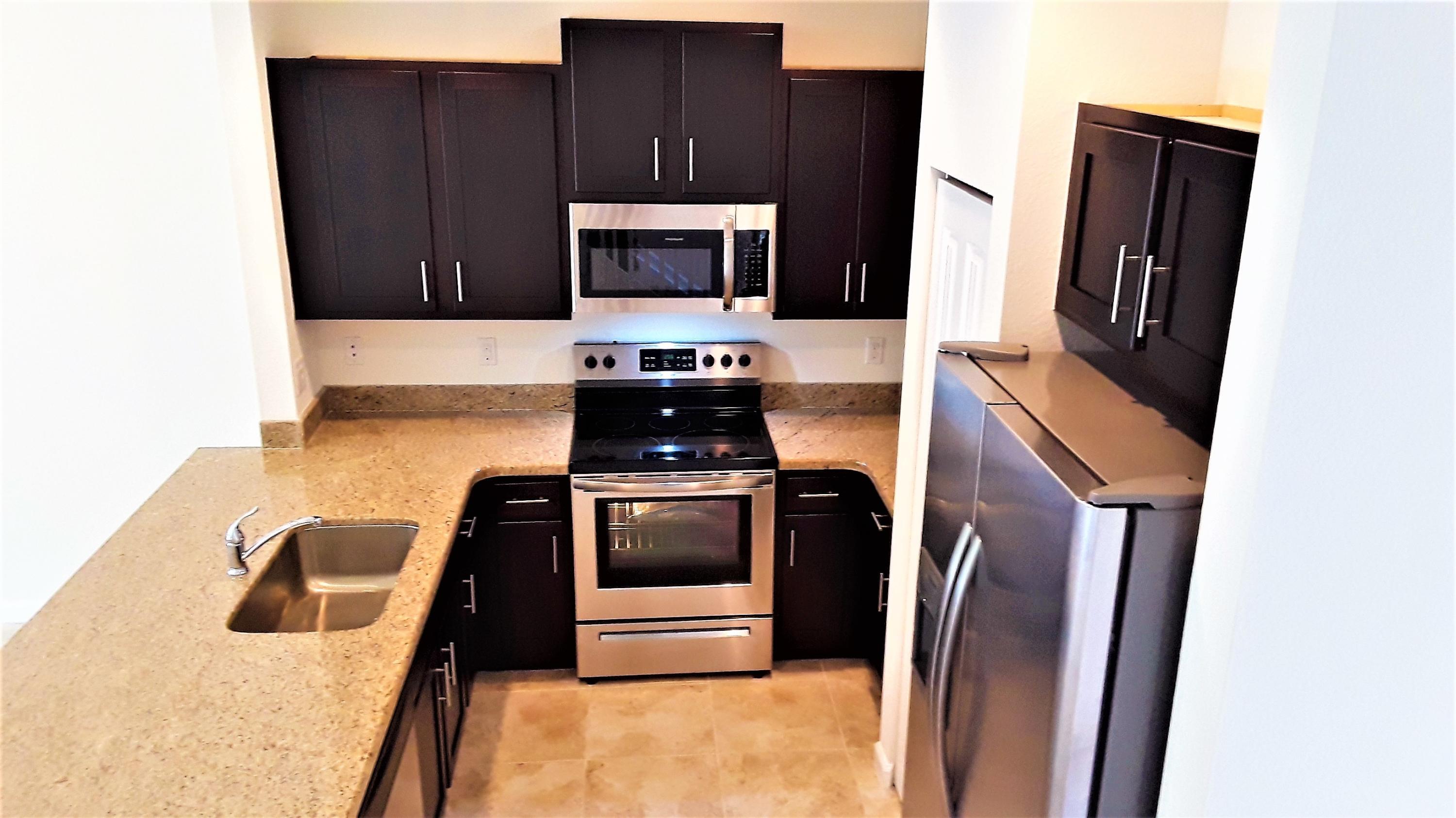 370 SE 1ST 370