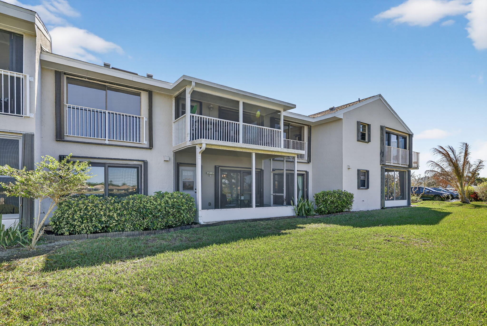 THE SANDS - Residential