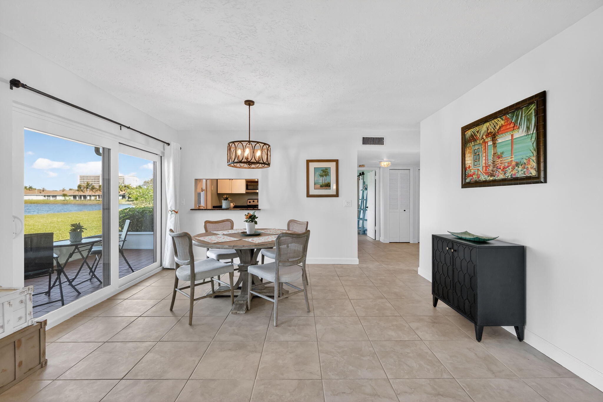 THE SANDS - Residential