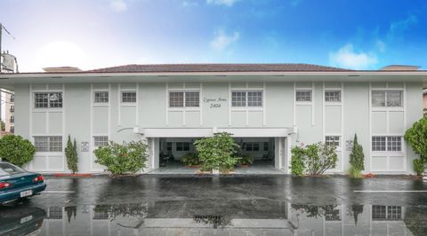 2404 NE 33rd Ave 6 Fort Lauderdale FL 33305