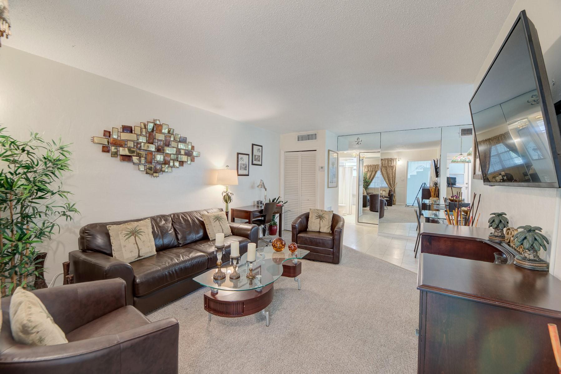 2404 NE 33rd Ave 6