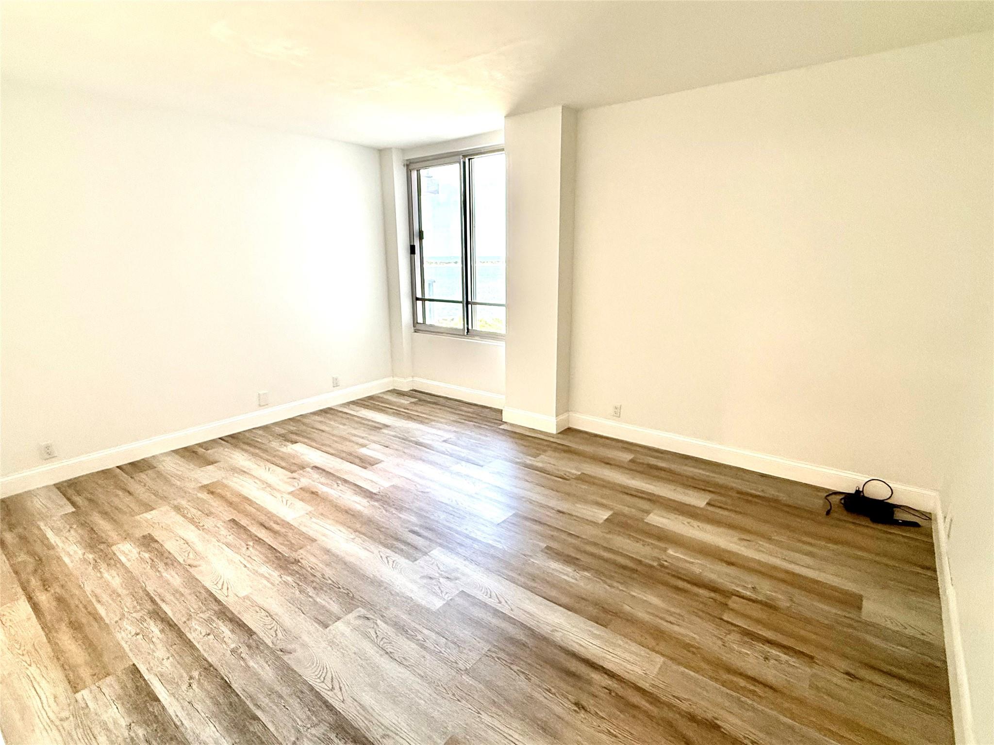 1541 Brickell Ave C-907