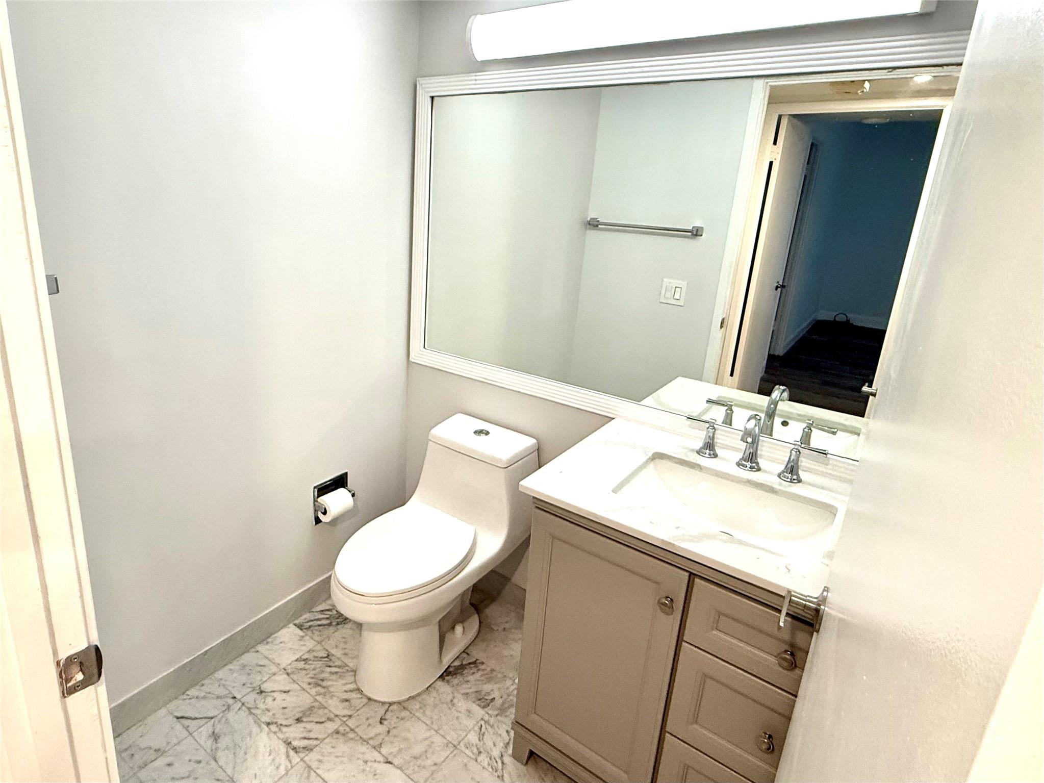 1541 Brickell Ave C-907