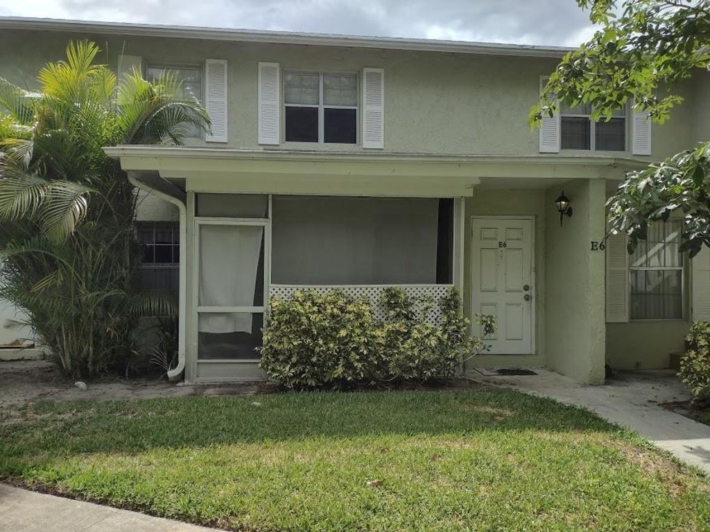 Photo of 12076 Alternate A1a #E6, Palm Beach Gardens, FL 33410 (MLS # R10715956)