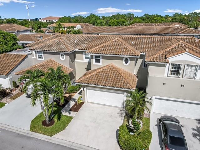 WYNDHAM HEIGHTS - Residential Lease
