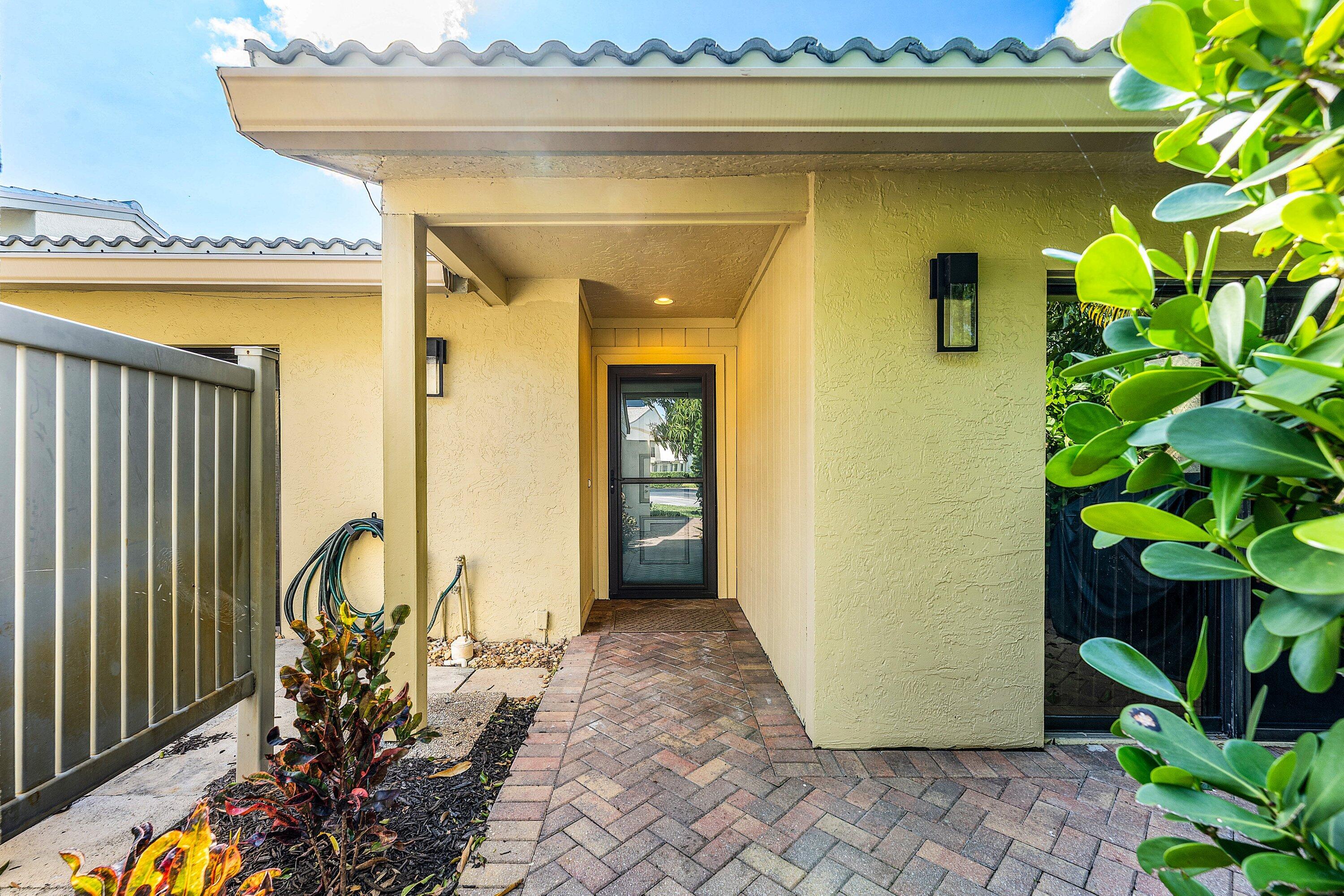 EASTGATE II AT HUNTERS RUN CONDO - Residential