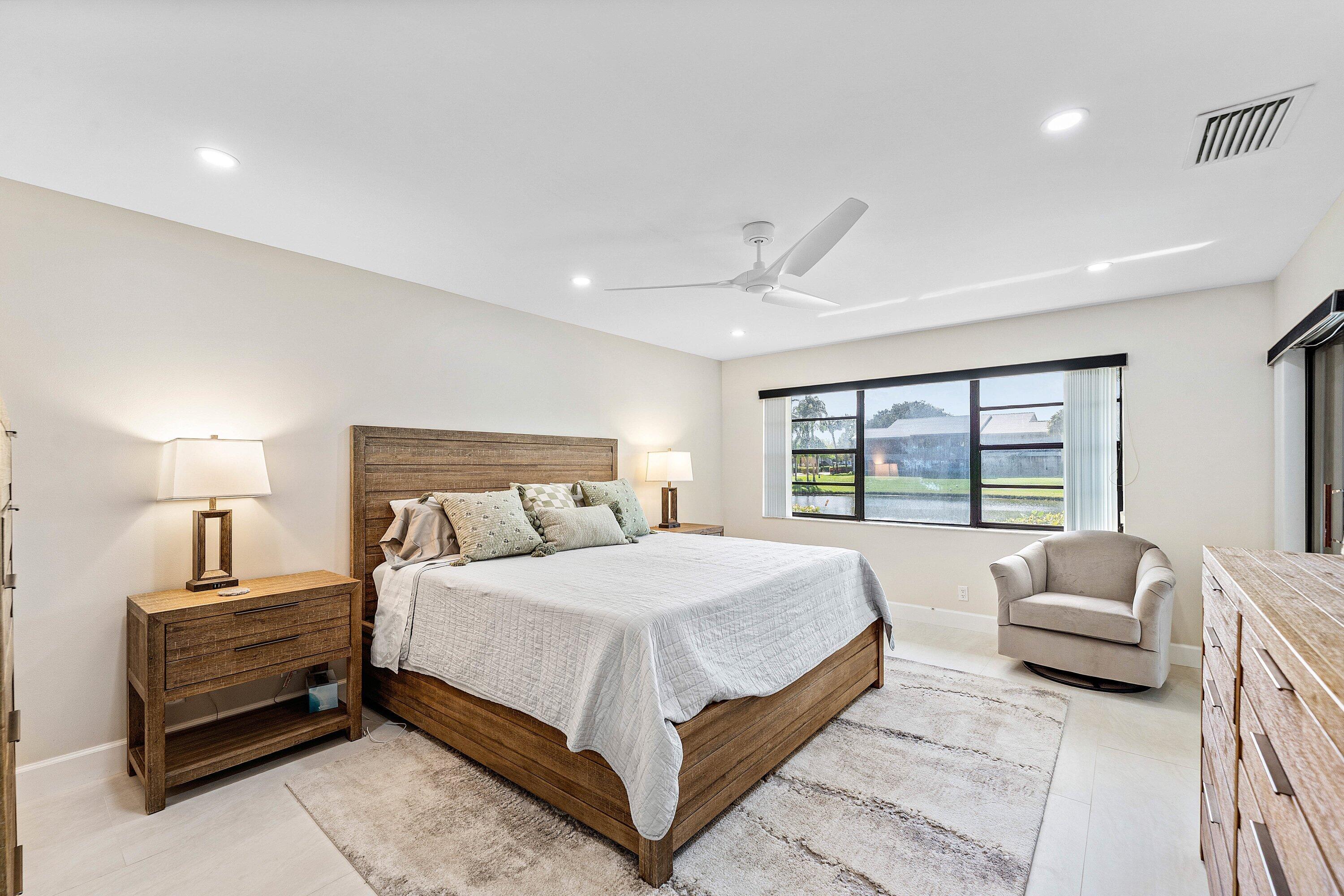 EASTGATE II AT HUNTERS RUN CONDO - Residential