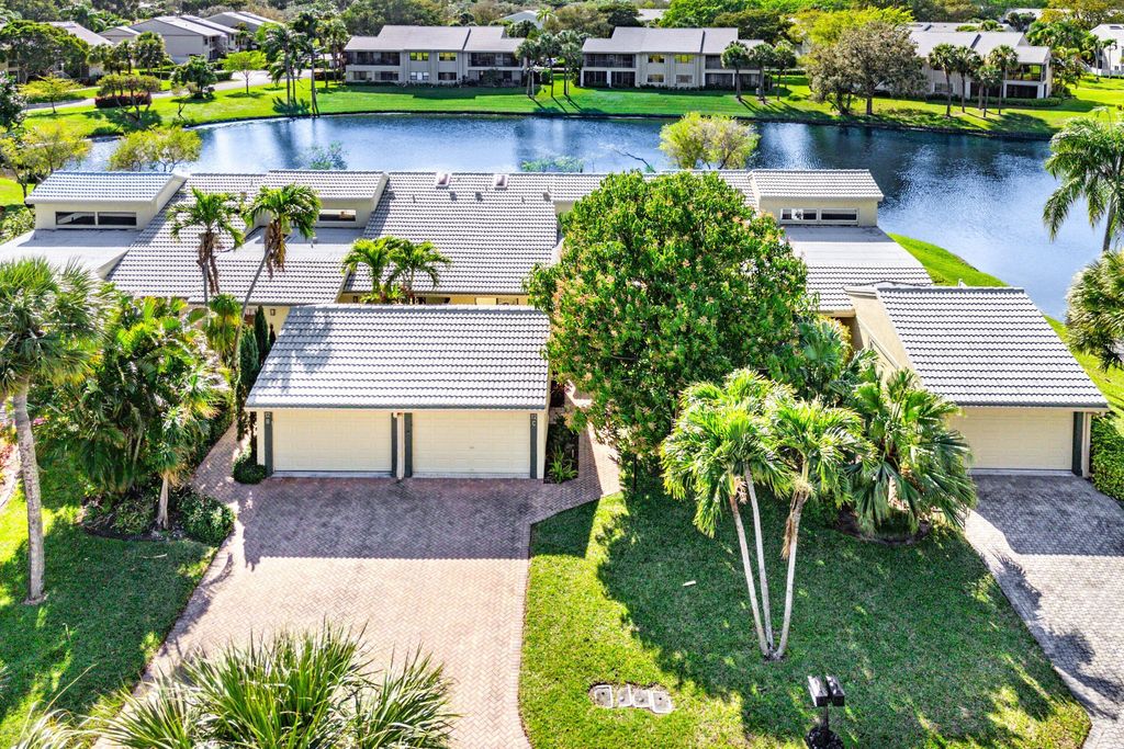 Photo of 12 Eastgate Drive #C, Boynton Beach, FL 33436 (MLS # R11168840)