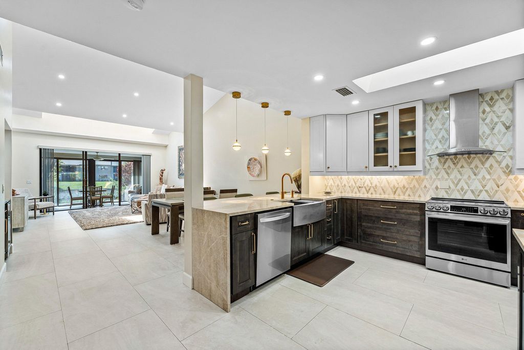 Photo of 12 Eastgate Drive #C, Boynton Beach, FL 33436 (MLS # R11168840)