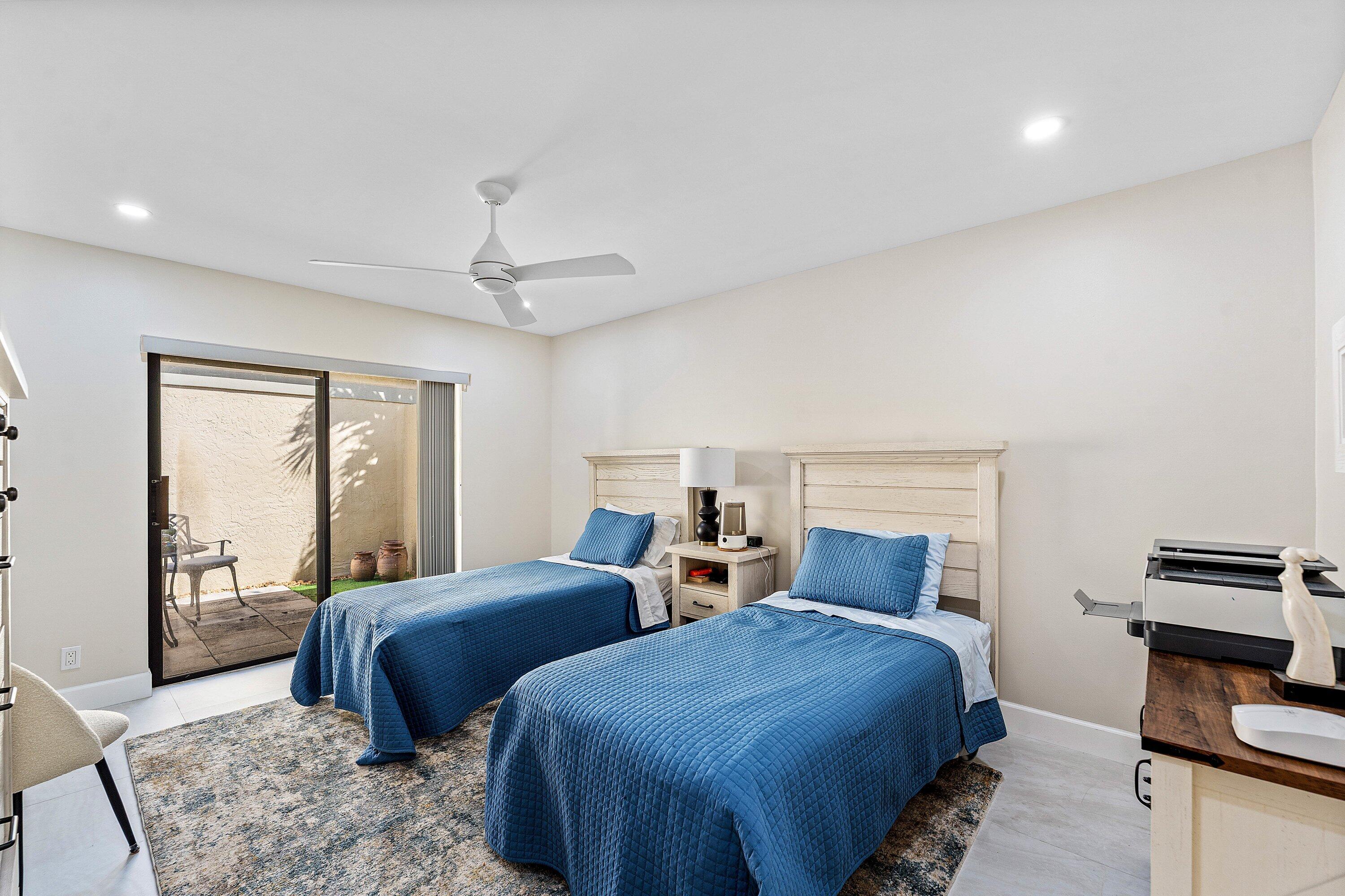 EASTGATE II AT HUNTERS RUN CONDO - Residential