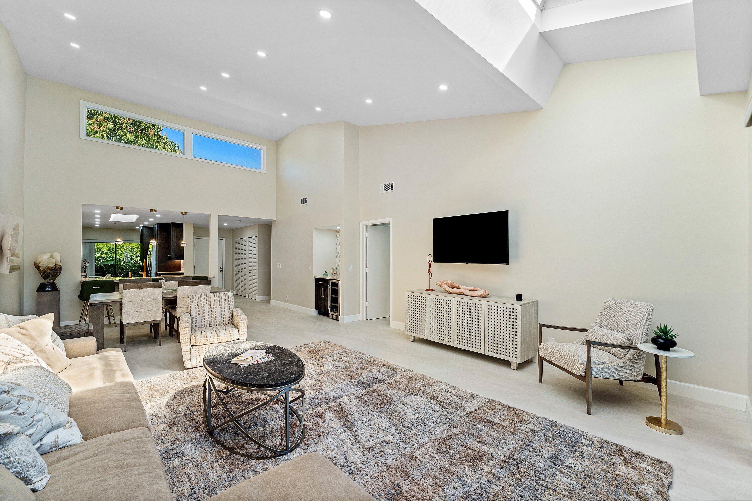 EASTGATE II AT HUNTERS RUN CONDO - Residential