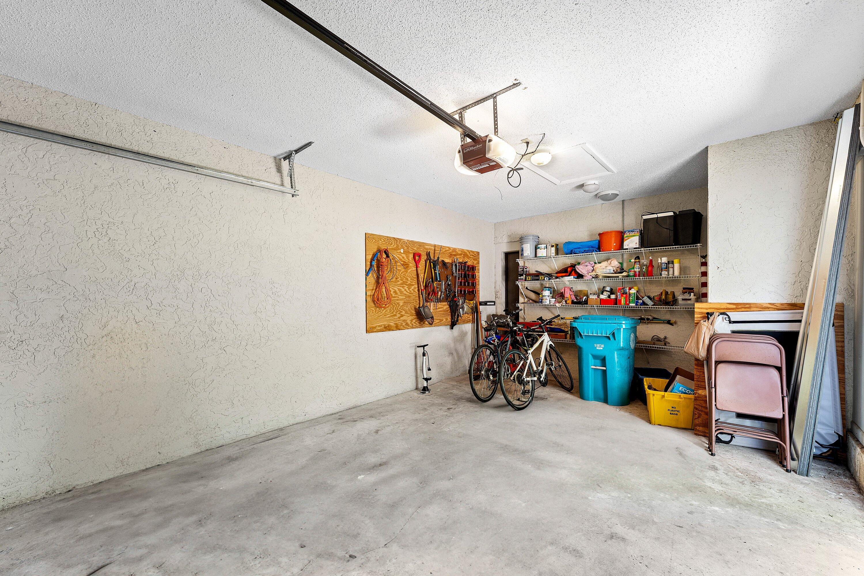 EASTGATE II AT HUNTERS RUN CONDO - Residential