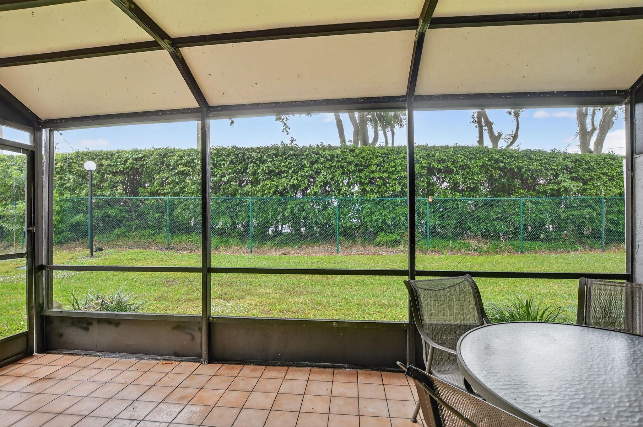 WHISPER WALK PARKLANE - Residential